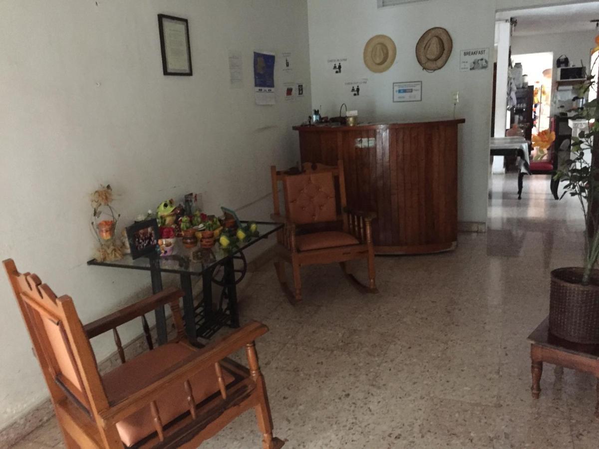Hostal Kin-Beh Hostel Valladolid  Luaran gambar
